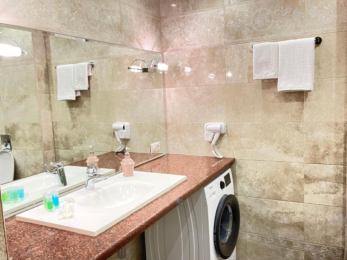 Apartament In Downtown 