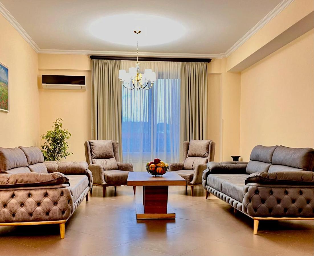Apartment In Downtown 